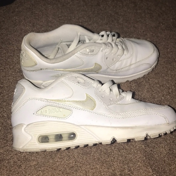 Nike Shoes - Nike air max